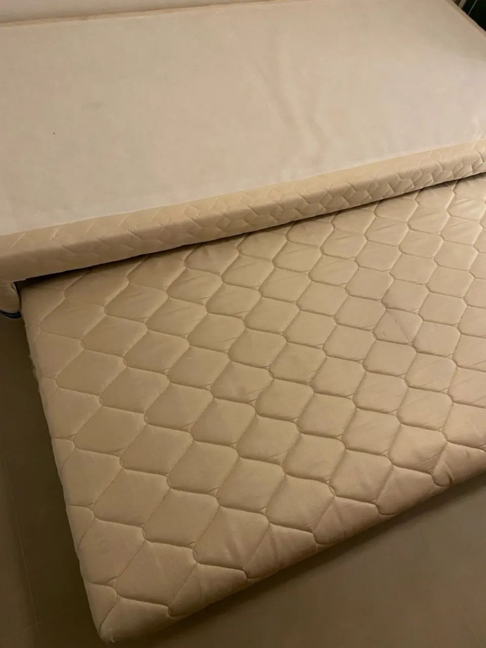 Base box com cama auxiliar