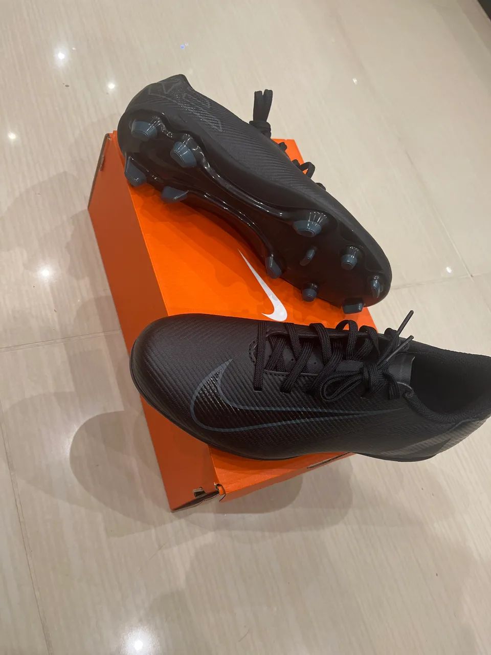 Chuteira Nike Mercurial Vapor 16 Club Campo (Nova - Tam.36)
