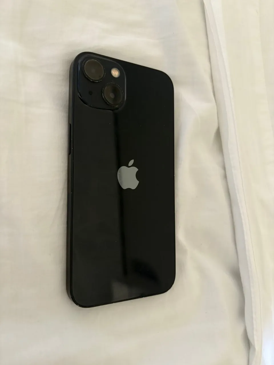 iPhone 13 - 256GB (peças originais)