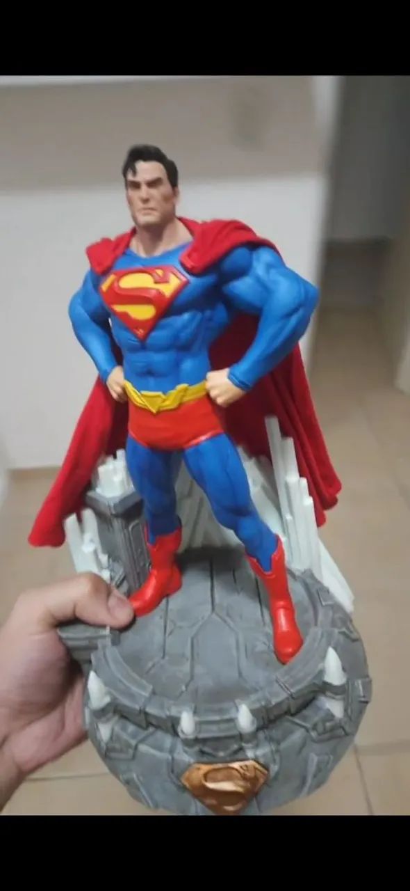 Action Figure Superman Unleashed 1/10 Iron Studios - Foto 4