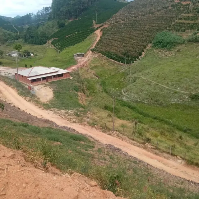 Chácara com 2.700 m²