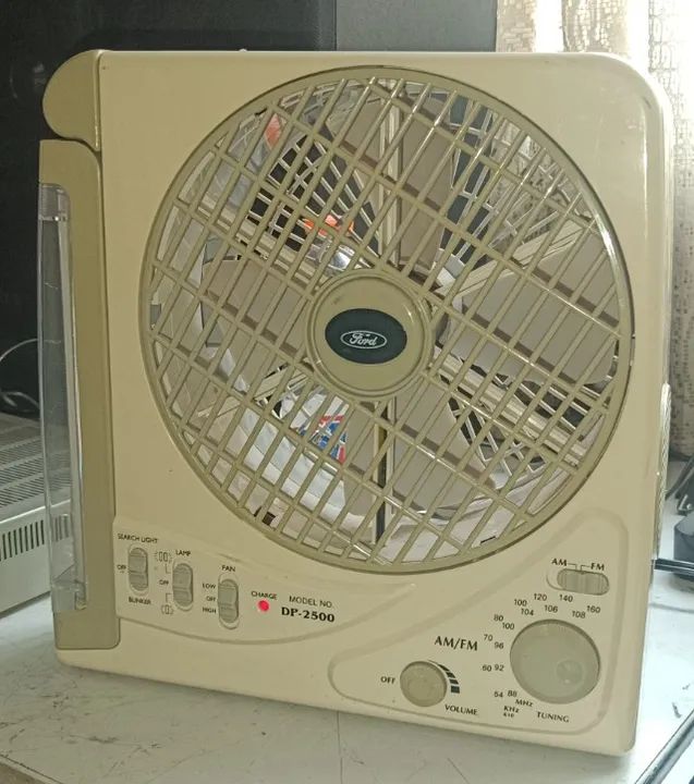 Ventilador Com Radio E Lanterna Ford modelo DP-2500 Otimo Estado Rarissimo - Foto 2