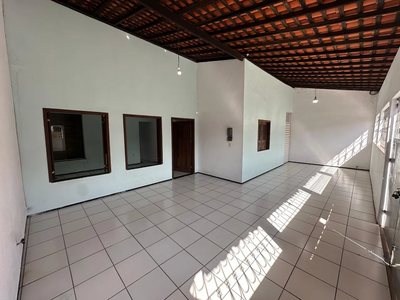 Casa de 3 Quartos na Cohab 2 Mil Reais