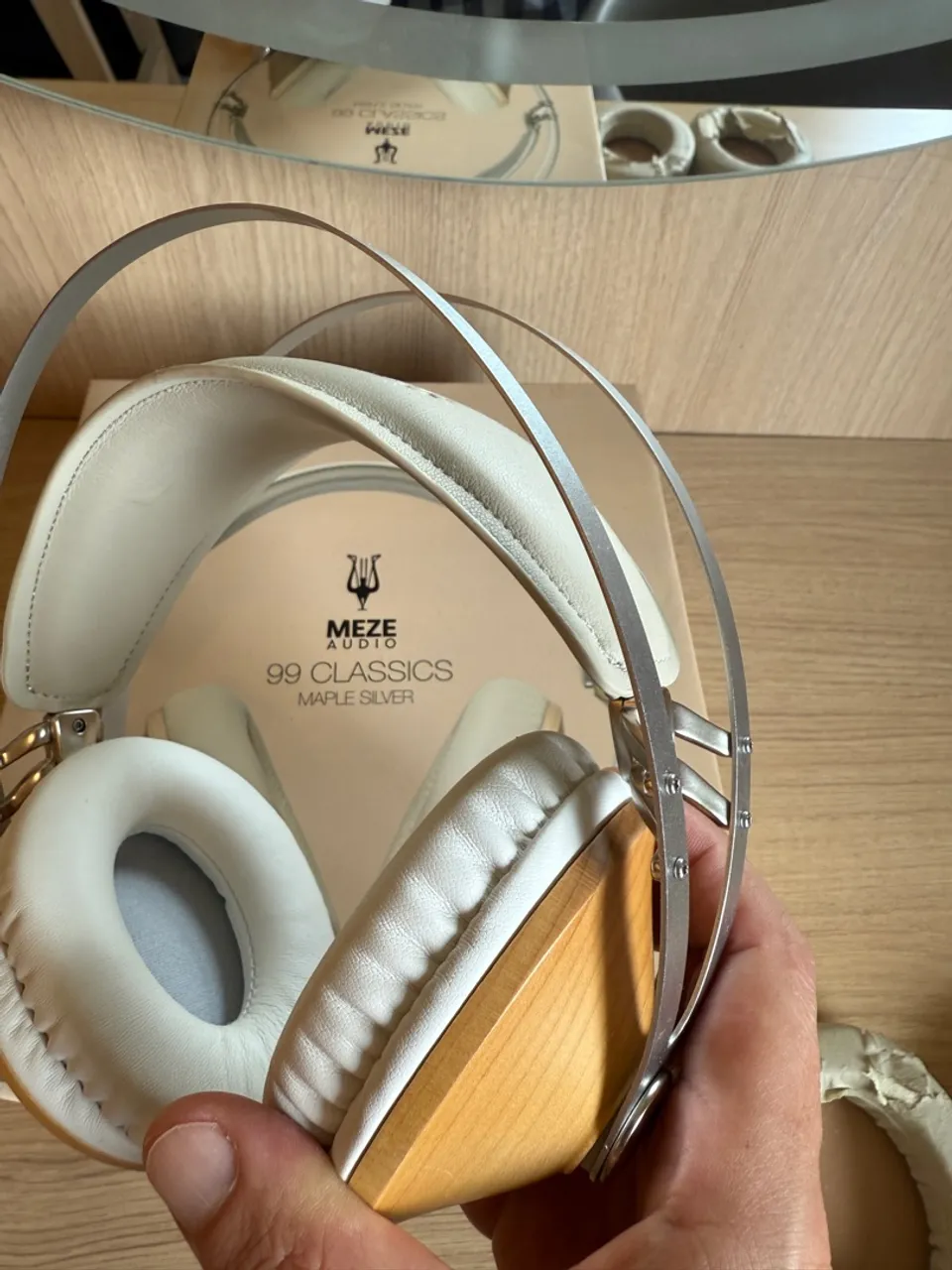 Meze 99 Classic Claro