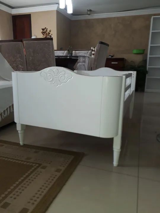 Cama infantil de madeira branca - Foto 2