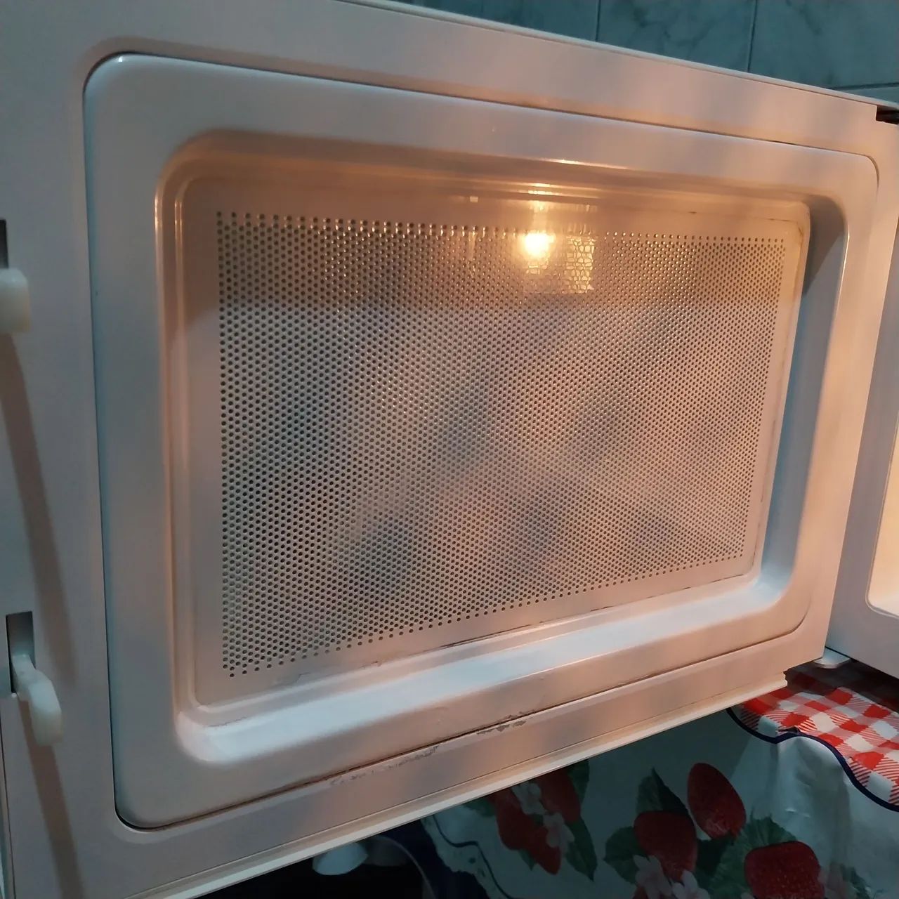 Micro-ondas Electrolux 220v - Foto 2