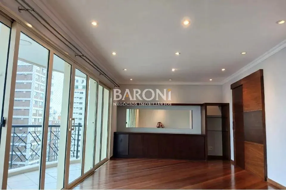 Baroni Imóveis, imobiliária em Moema, especializada em compra e venda de imóveis residenci