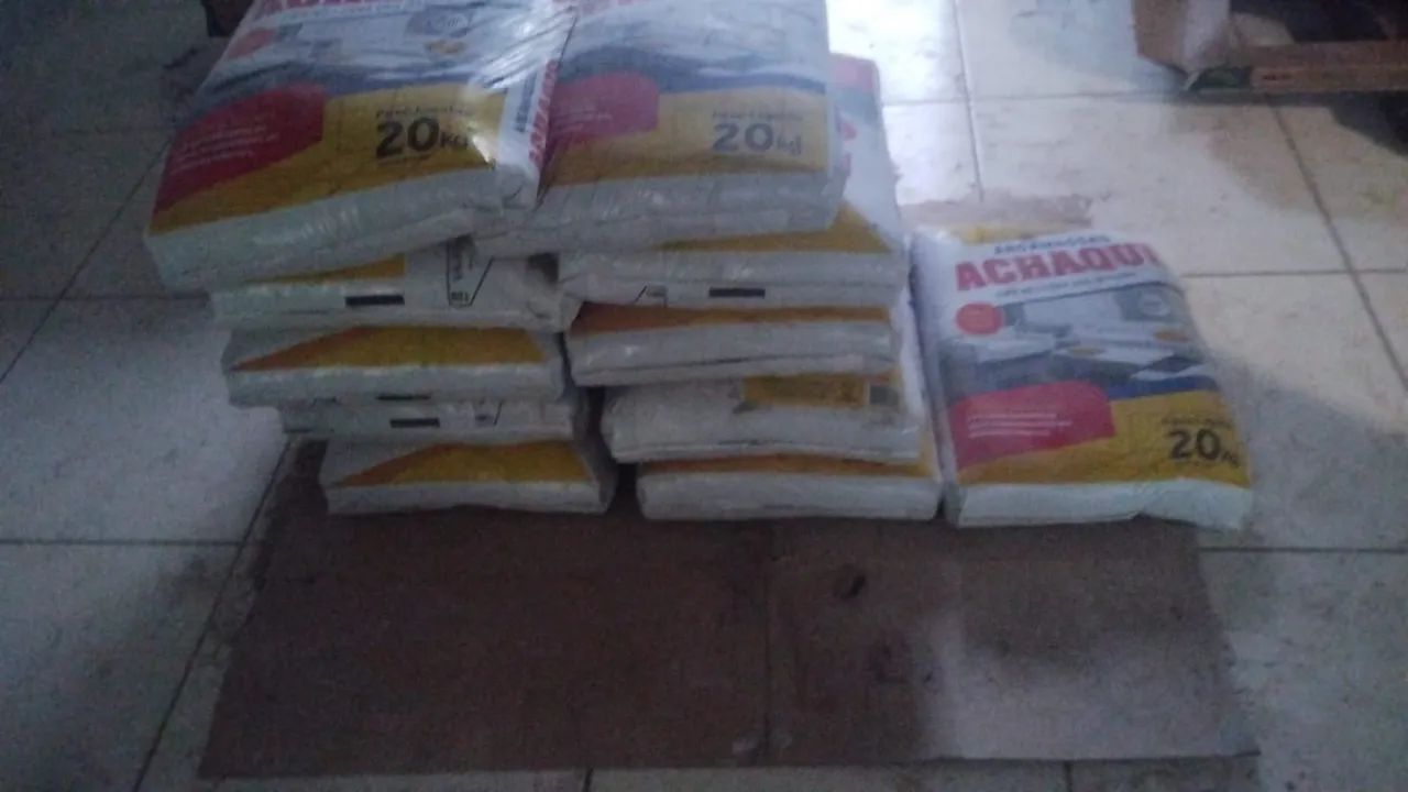 Vende argamassa 64861430012674120