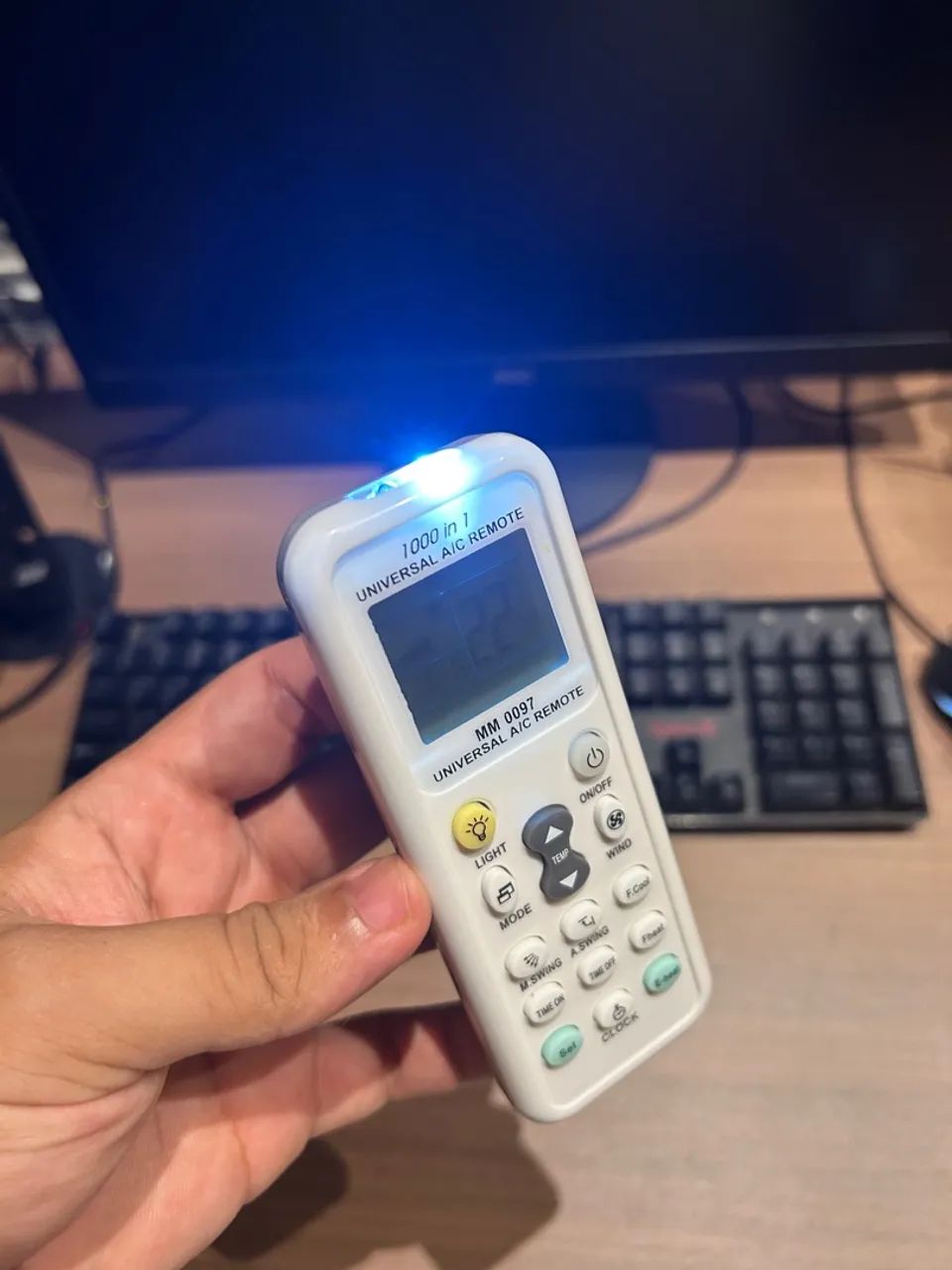 CONTROLE DE AR CONDICIONADO UNIVERSAL - Foto 3