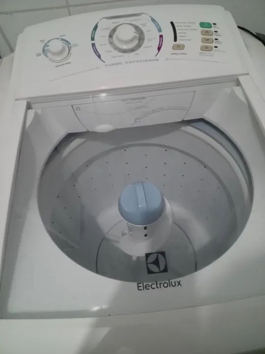 Maquina de lavar roupa Electrolux 12 kg - Foto 2