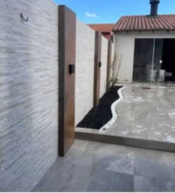 Construção, trabalhos com divisórias, gessos e pinturas - Foto 2