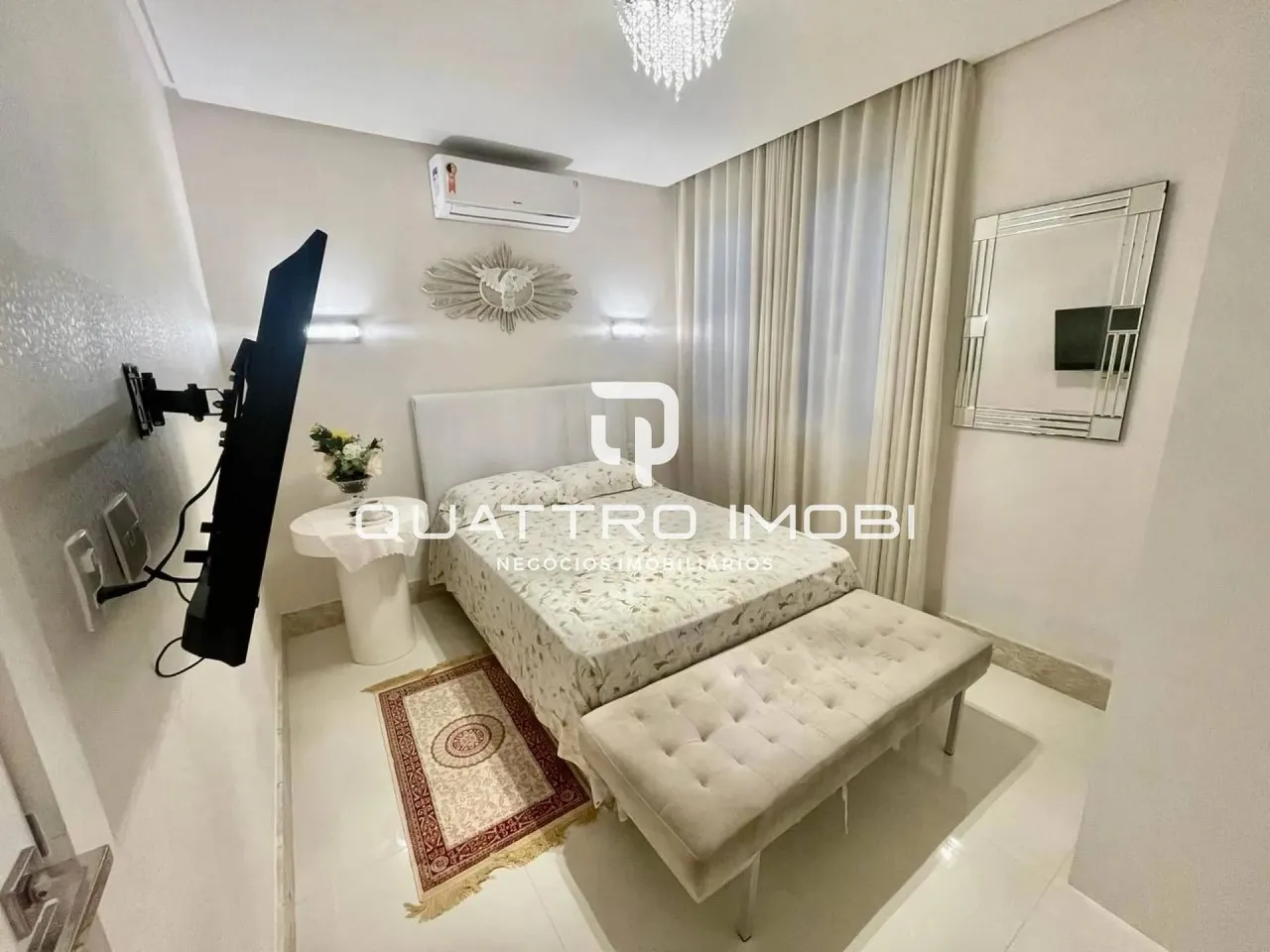 Casa Em Condomínio Na Aruana Com 4/4 Sendo 2 Semi-Suítes E 1 Suíte Principal Com Closet E