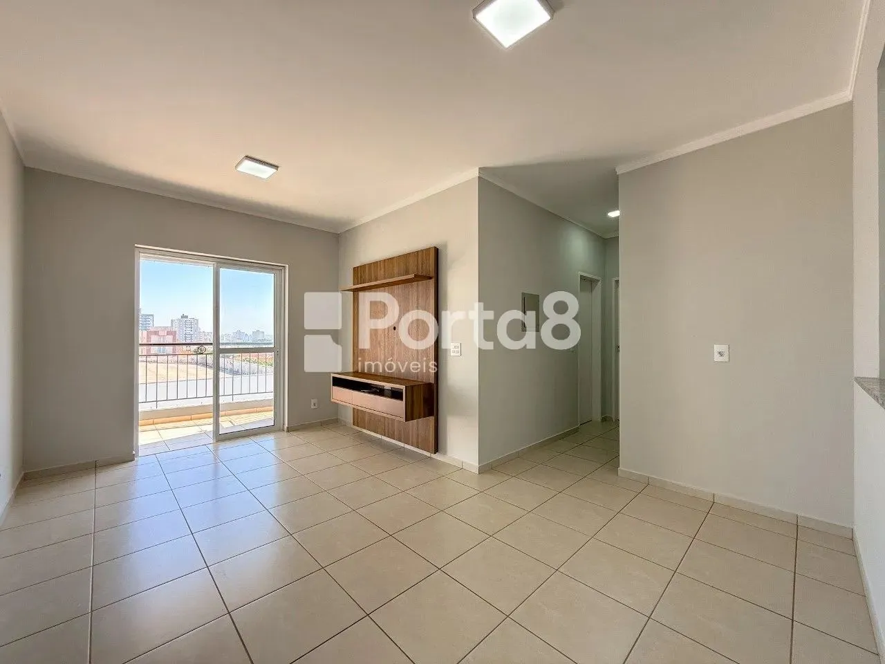 Locação de apartamento com 2 dormitórios no Ed. Vega I - Próximo ao Hospital de Base.