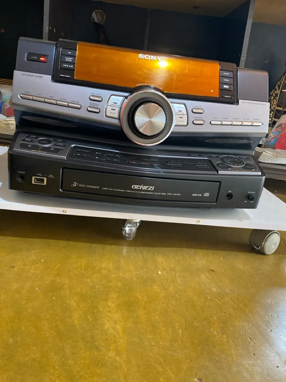 Mini System Sony com CD Player e MP3