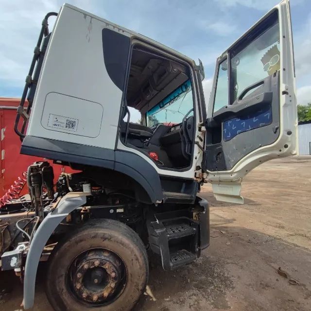 Cabine Iveco Stralis HD 570 2008/2009 - Foto 8