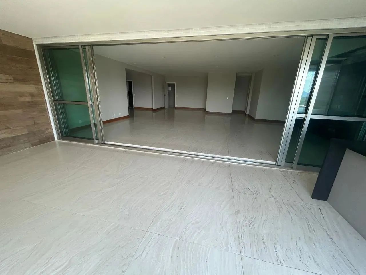 Península -Apartamento 4 suítes, varandão, 3 vagas- Barra da Tijuca - Foto 3