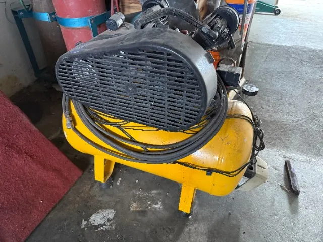 Compressor Motomil 2hp 100 Litros Estado de Novo
