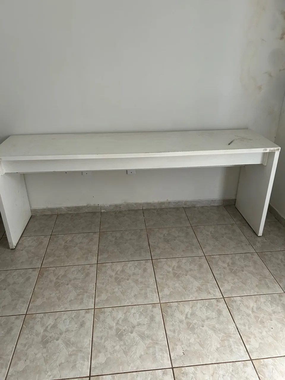 Mesa de escritório branca