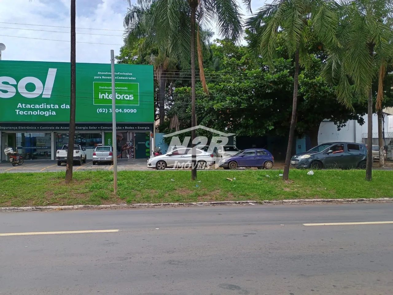 LOTE 450 M , LOCALIZADO NA AVENIDA INDEPENDENCIA DE FRENTE A MAKRO SERVICE - Foto 4