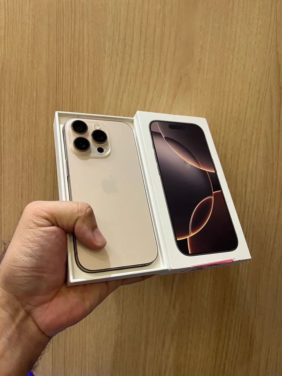 iPhone 16 Pro Desert 128 Gb