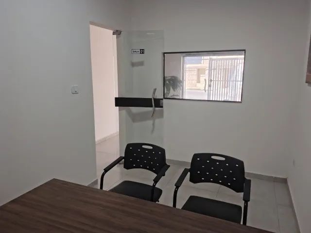Alugo Sala Comercial semimobiliada e com ar-condicionado. - Foto 3