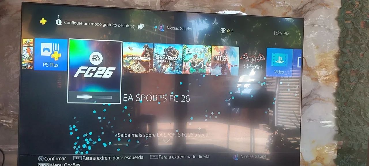 Playstation 4 pro (ps4 pro) + 10 jogos - Foto 3