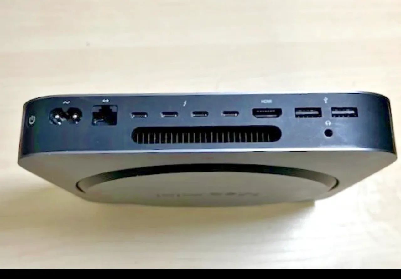 Mac Mini 2018 - i5 - 32gb Ram - SSD 256gb - Computadores e