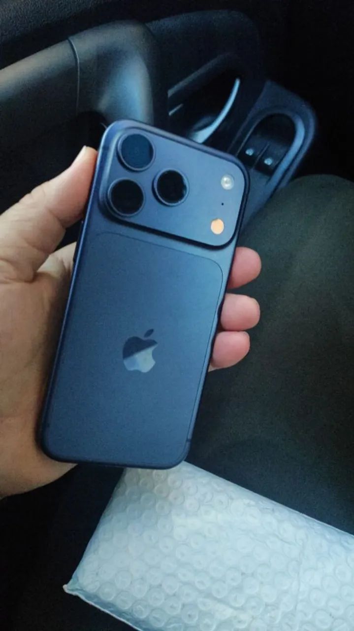 Vende-se iPhone 17 pro 