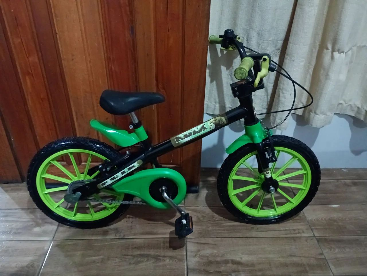 Bicicleta aro 16 do Hulk 