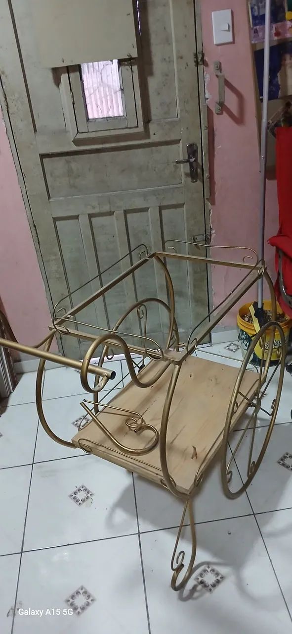 Carrinho para decoração de festas