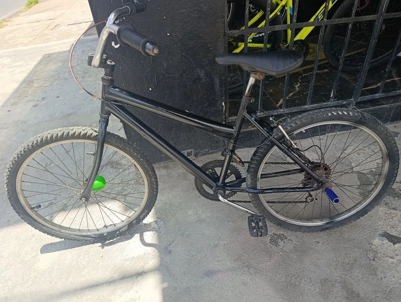 Bicicleta aro 24  - Foto 2