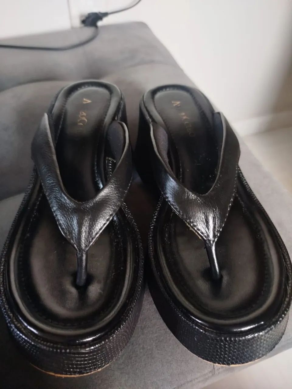 Vendo essa sandália  - Foto 2