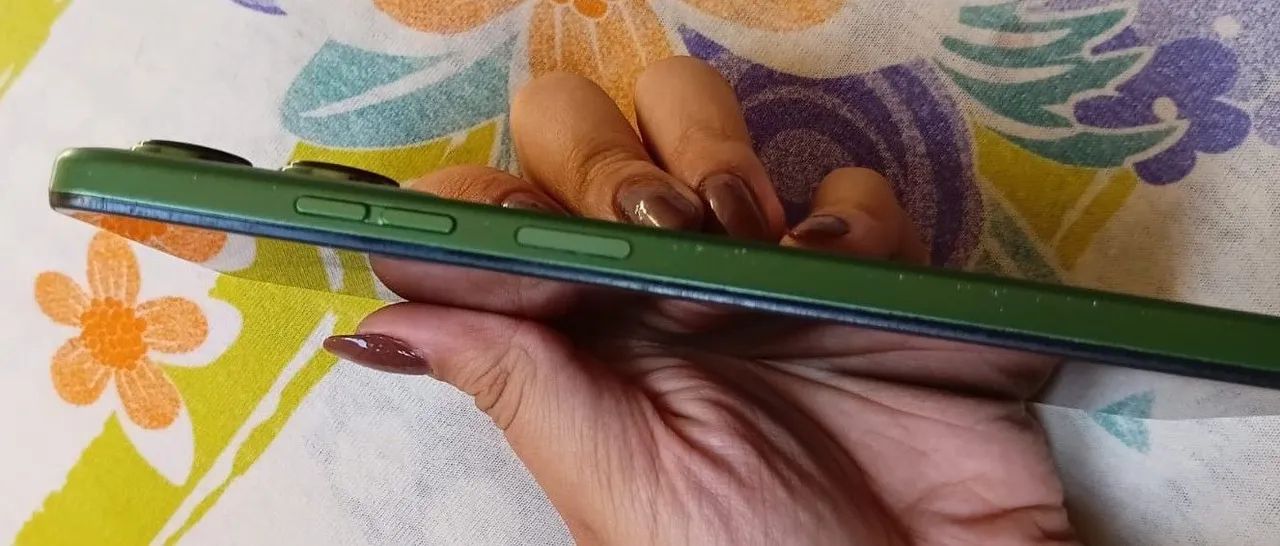 Vendo moto g35 5g 128g