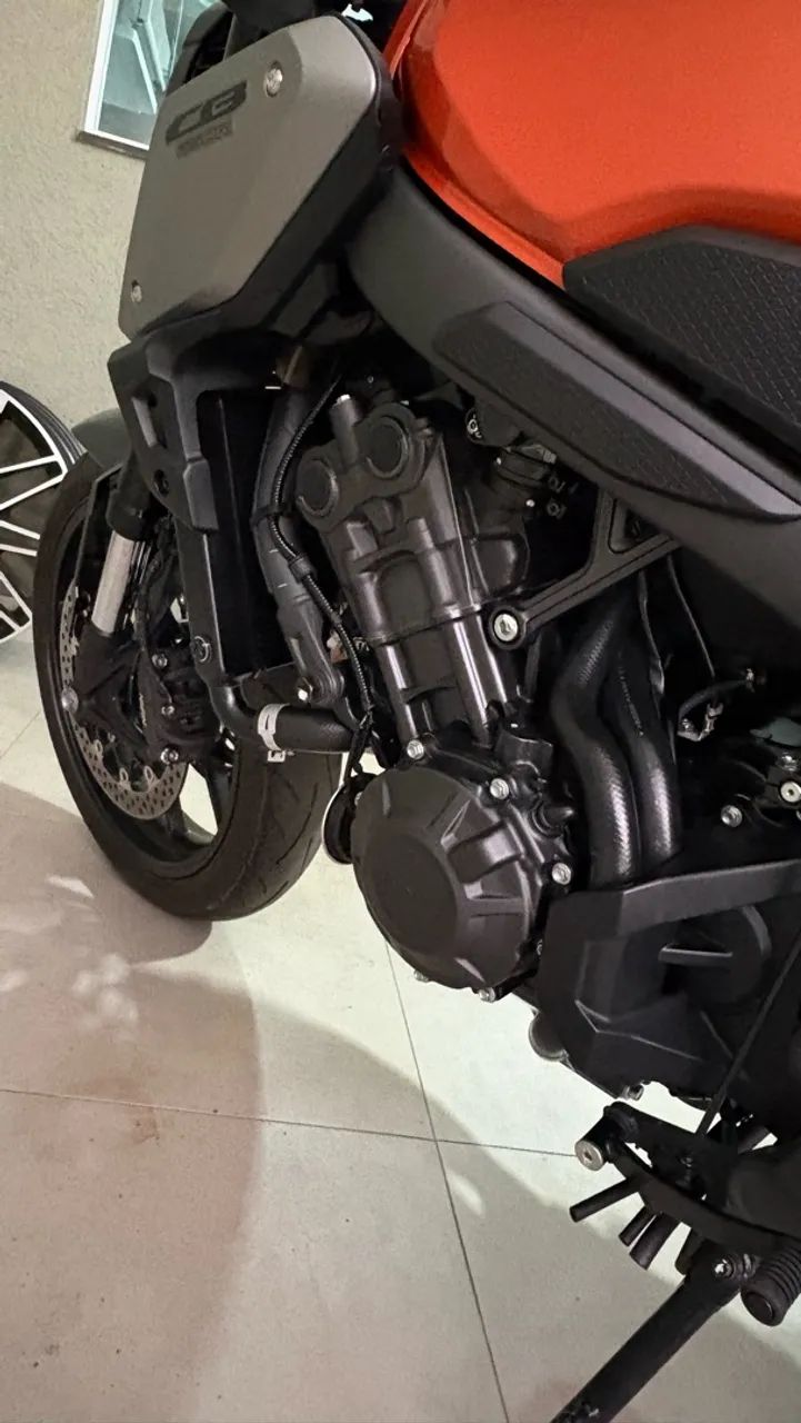 CB650R - Foto 5