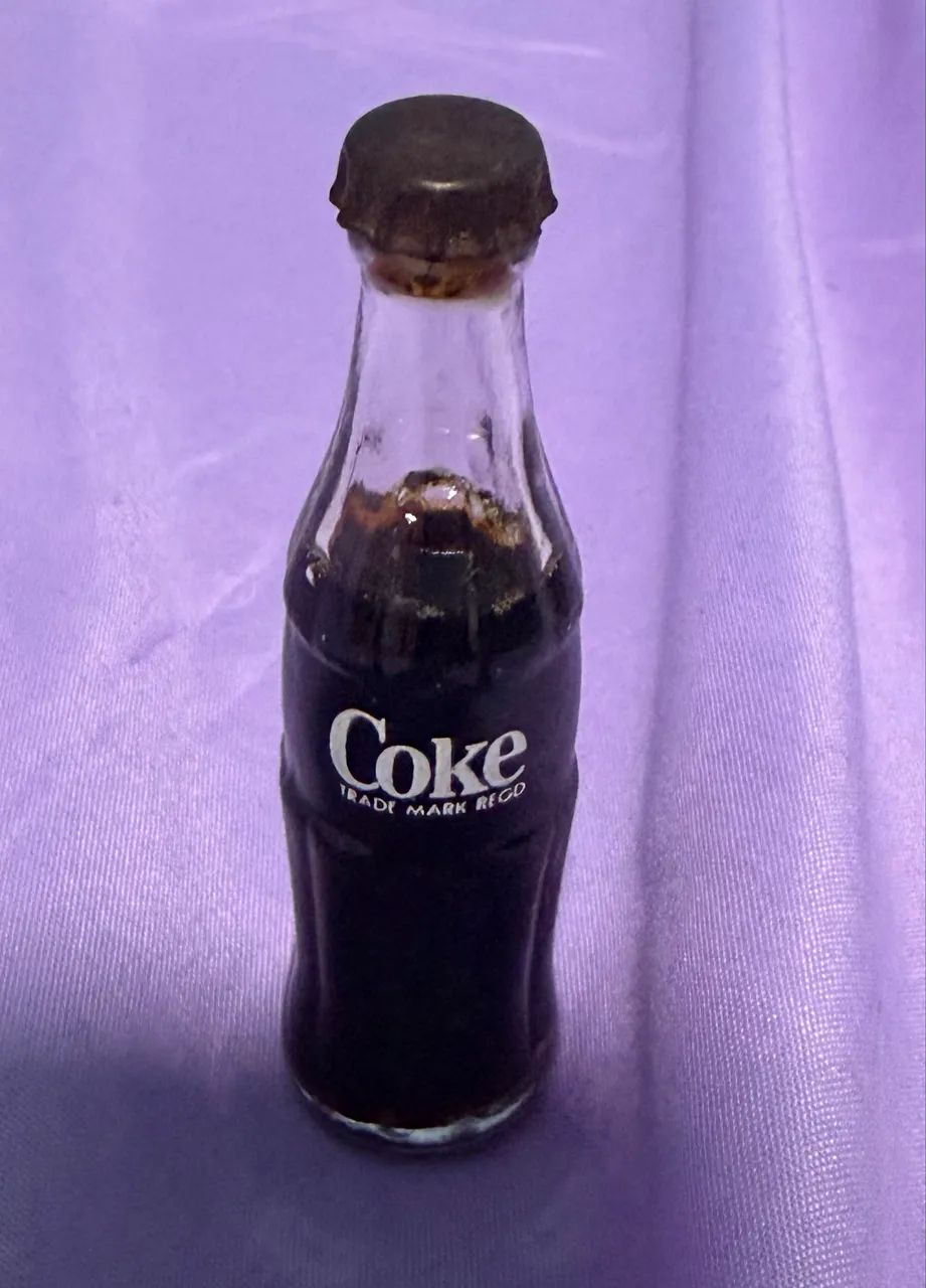 Miniatura - coca cola (antiga)