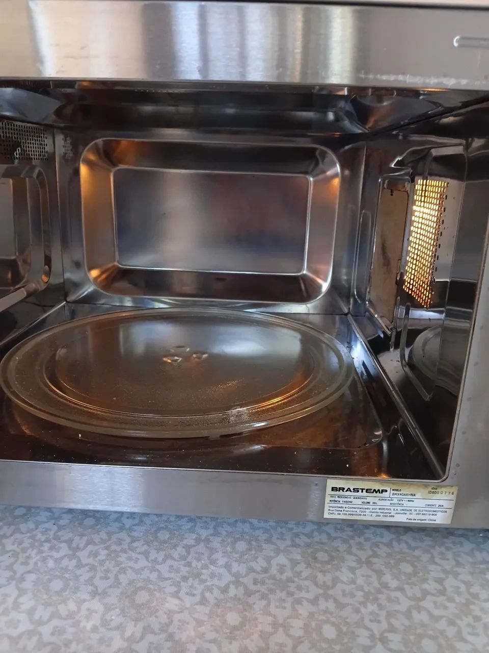 Micro-ondas  brastemp  38 litros  - Foto 2