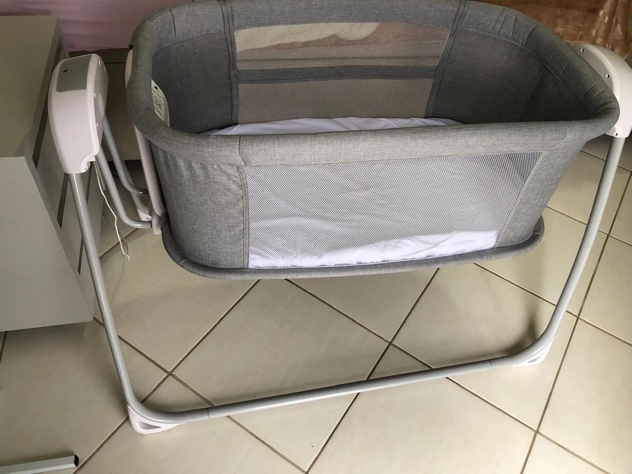 Vende se berço completo e automático  - Foto 3