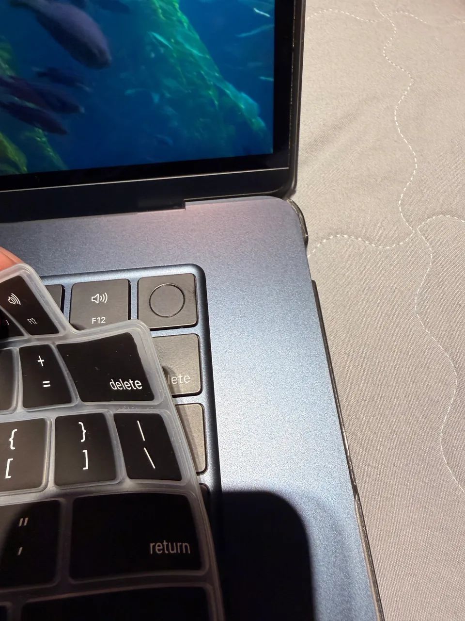 MacBook Air 15? M2 Cinza  - Foto 5