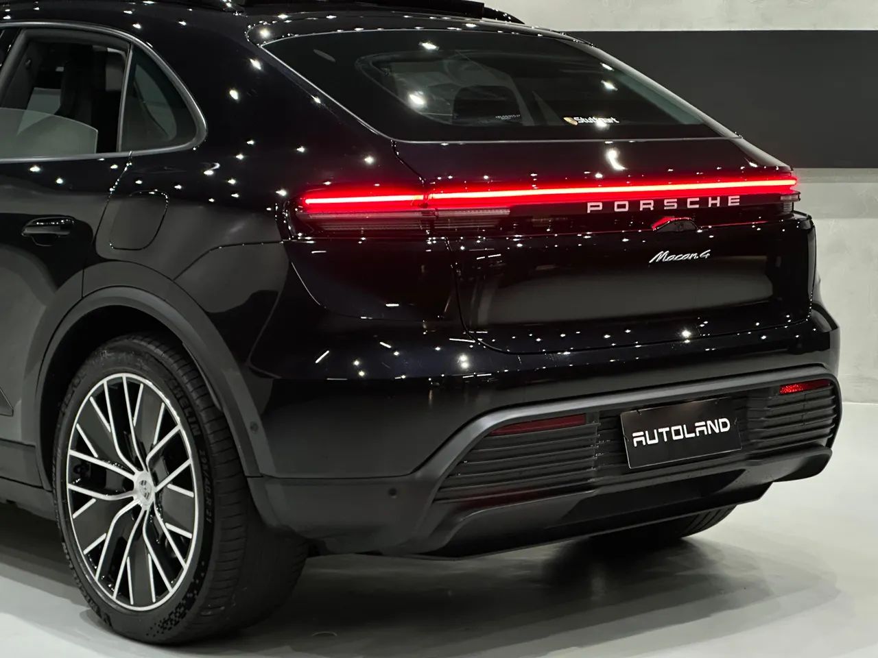 Porsche Macan 4 (elétrico) 2024 - Foto 3