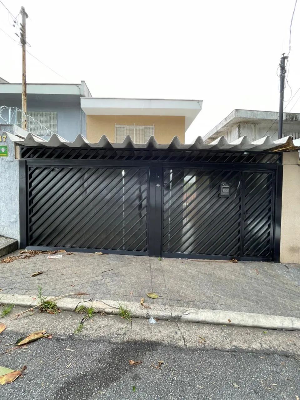 Fechamento de portão com policarbonato  - Foto 2
