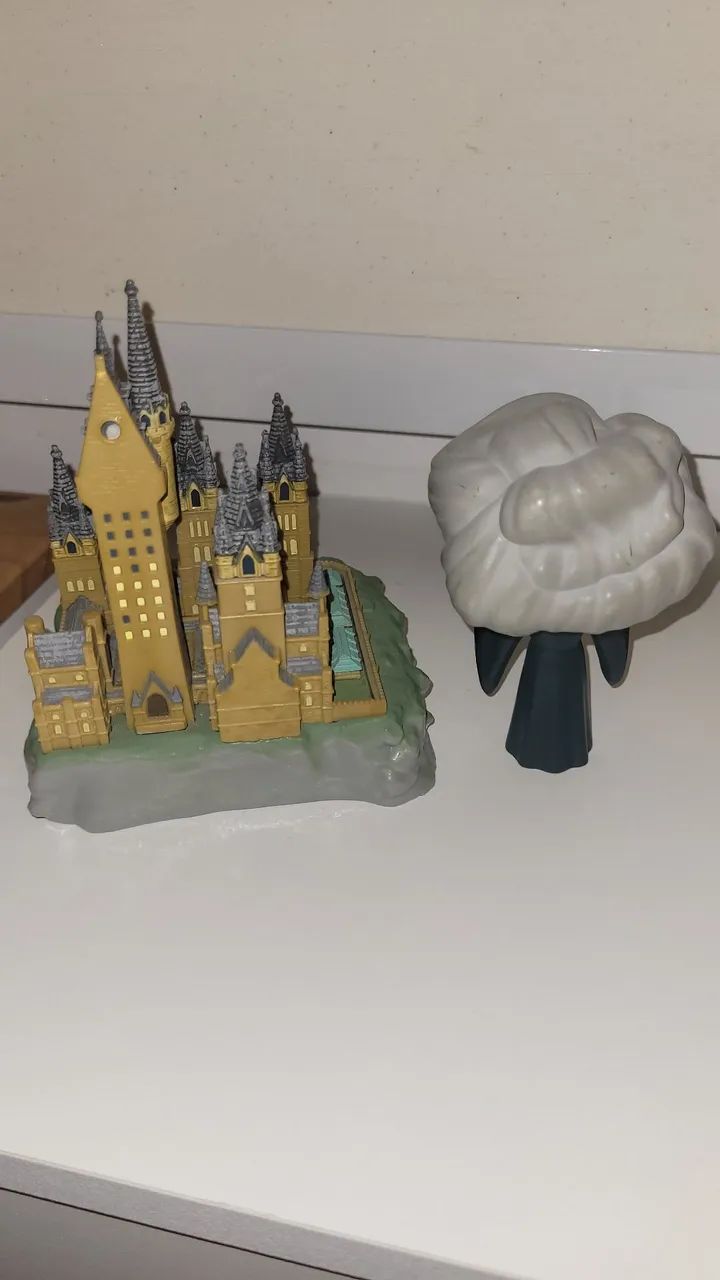 Fundo pop town Minerva Mcgonagall com castelo de Hogwarts - Foto 4