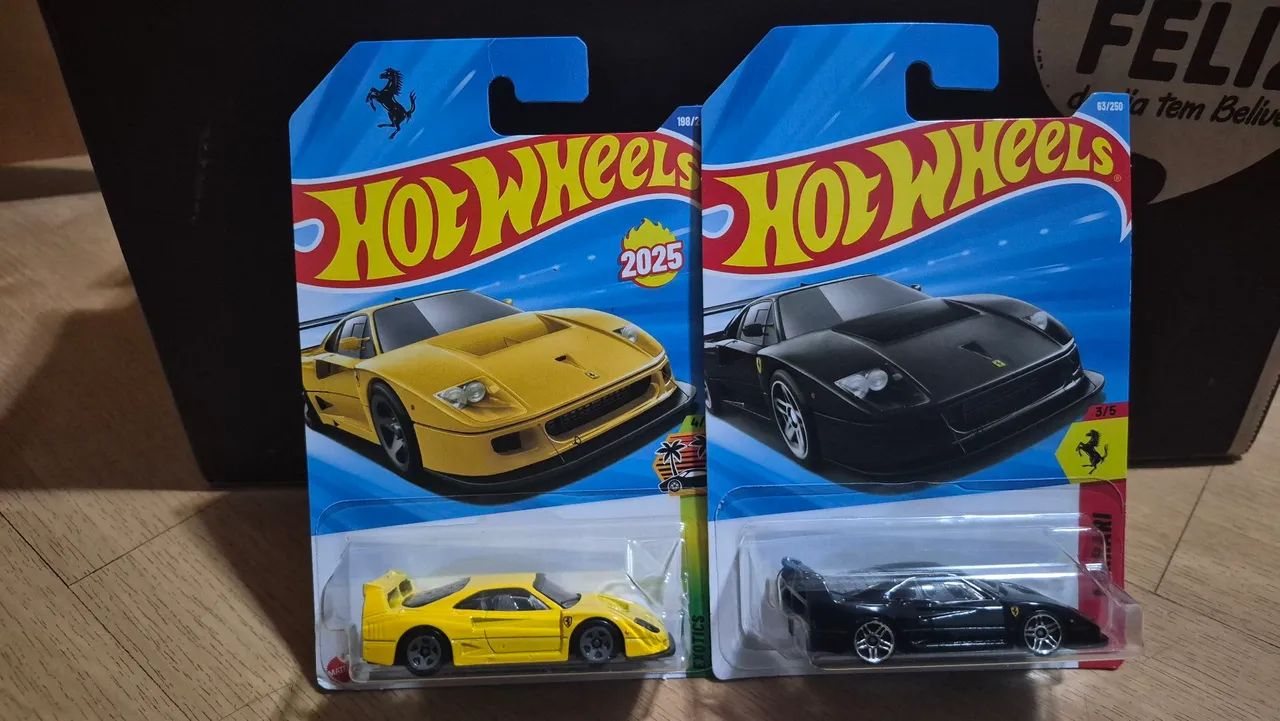 Hot Wheels Ferraris diversas  - R$50 CADA - Foto 3