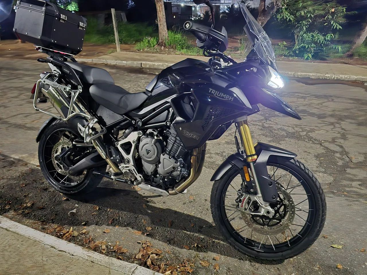 tdfブラック36 Triumph 1200 Rally Black Edition 2026 - 1496484318 | OLX