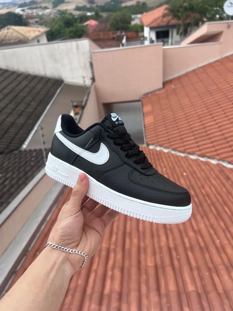 Air Force 1 Low Black White 
