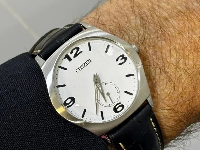 Citizen Wingman Small Seconds Minimalista 39mm Ótimo Estado (Usado