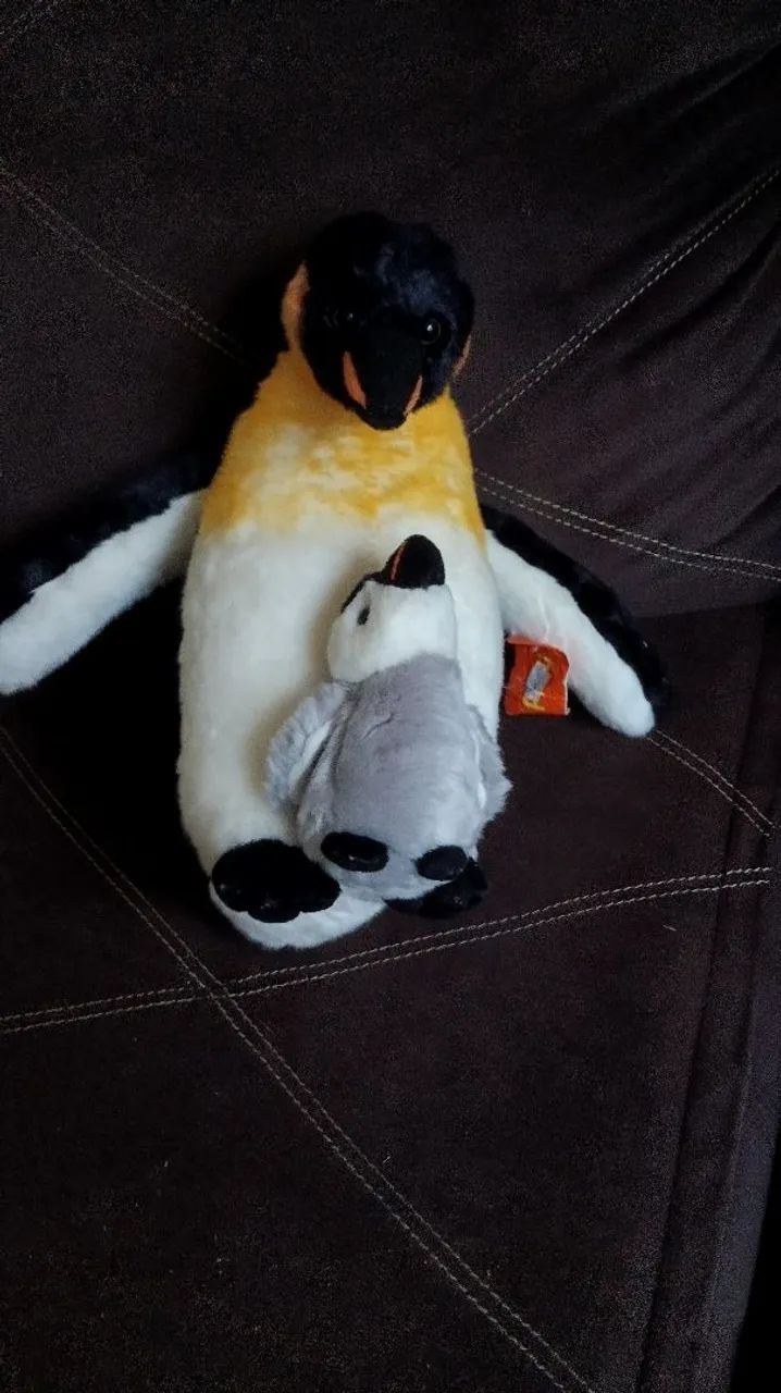 Pinguim de Pelúcia com filhote  - Foto 2