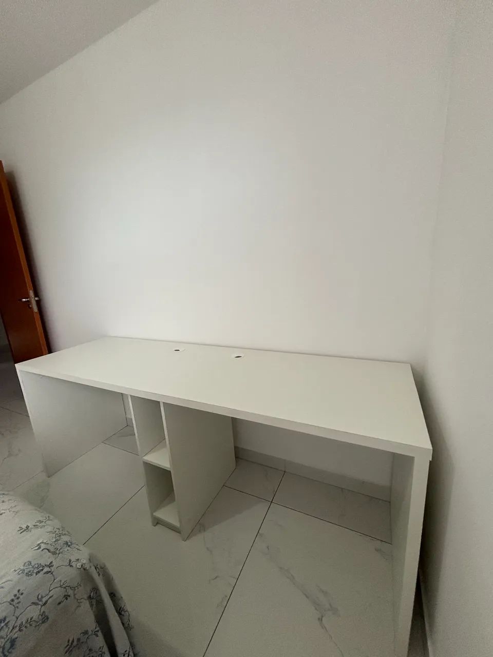 Mesa de escritório com 2 metros  - Foto 2