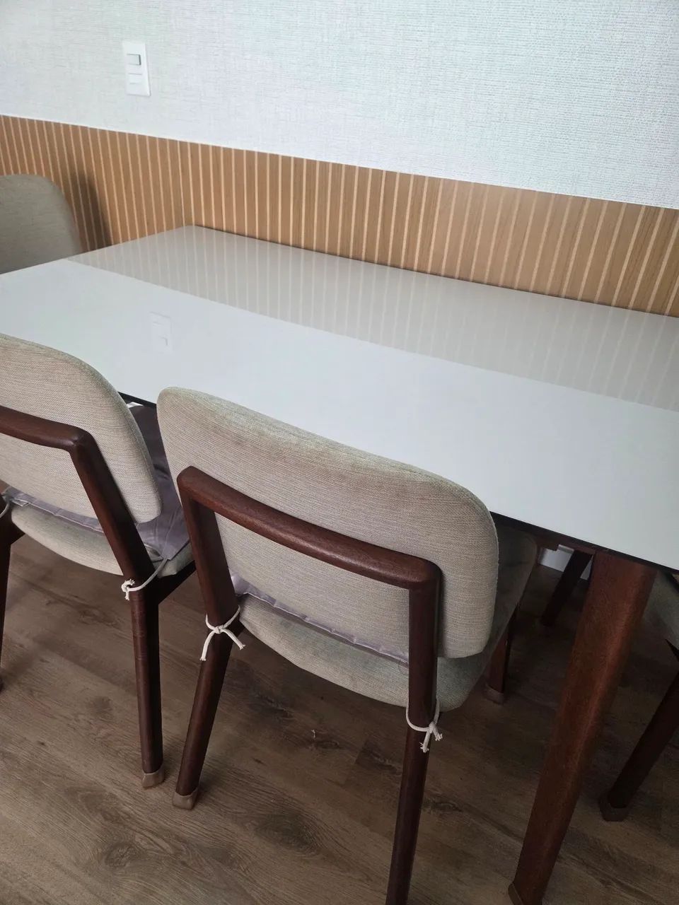 MESA DE JANTAR COM 4 CADEIRAS - Foto 4