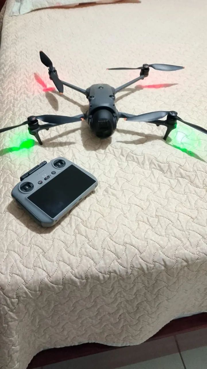 Drone Dji Mavic 4 pro fly more combo ( DJI RC 2) cinza  - Foto 2
