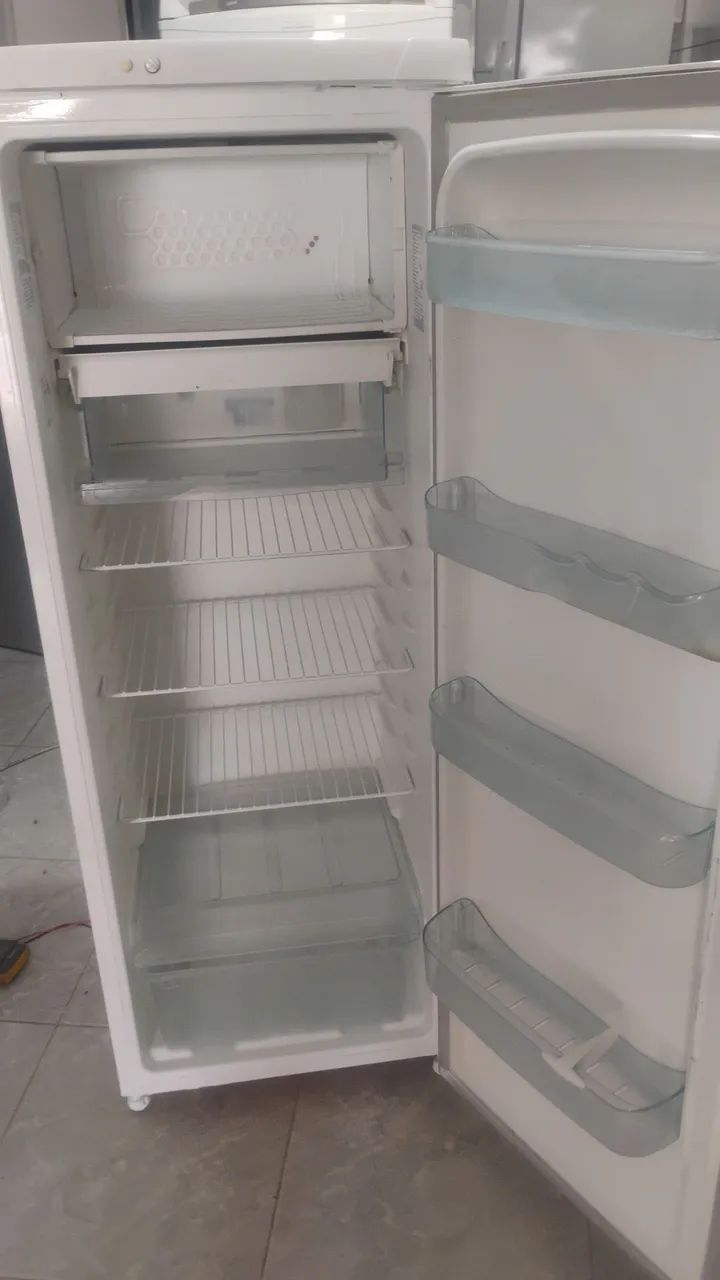 Geladeira Electrolux com entrega  - Foto 3